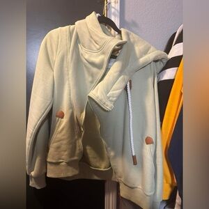 Medium side zip wanakome hoodie jacket light green